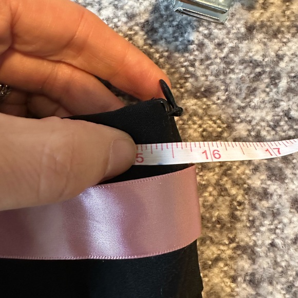 *NWT Black Pleated MiniSkirt - Picture 6 of 9